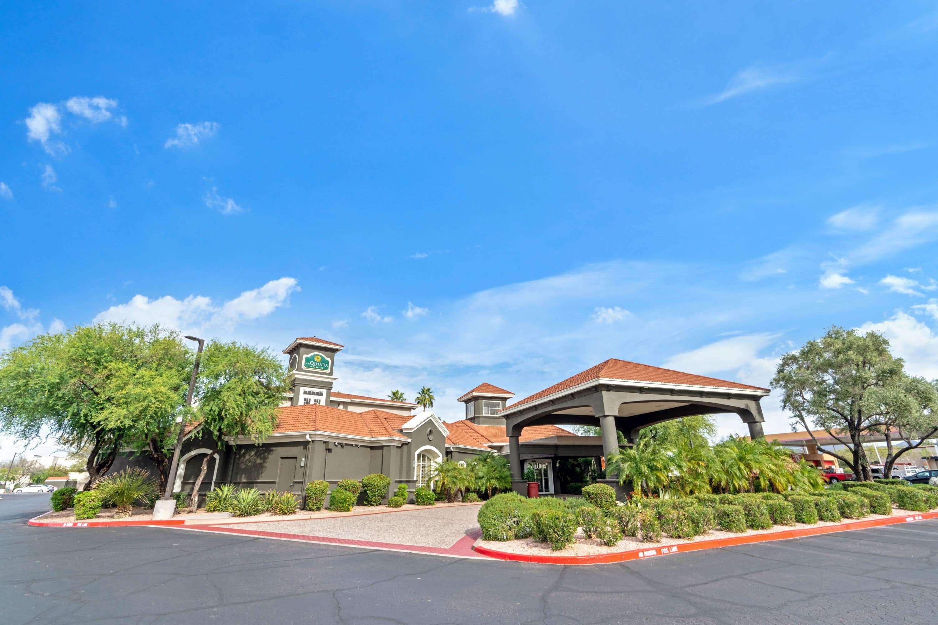 La Quinta By Wyndham Phoenix Scottsdale Exterior photo